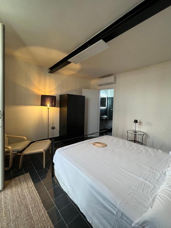 Beach Suites - By Lido Scalzone Castel Volturno Ngoại thất bức ảnh