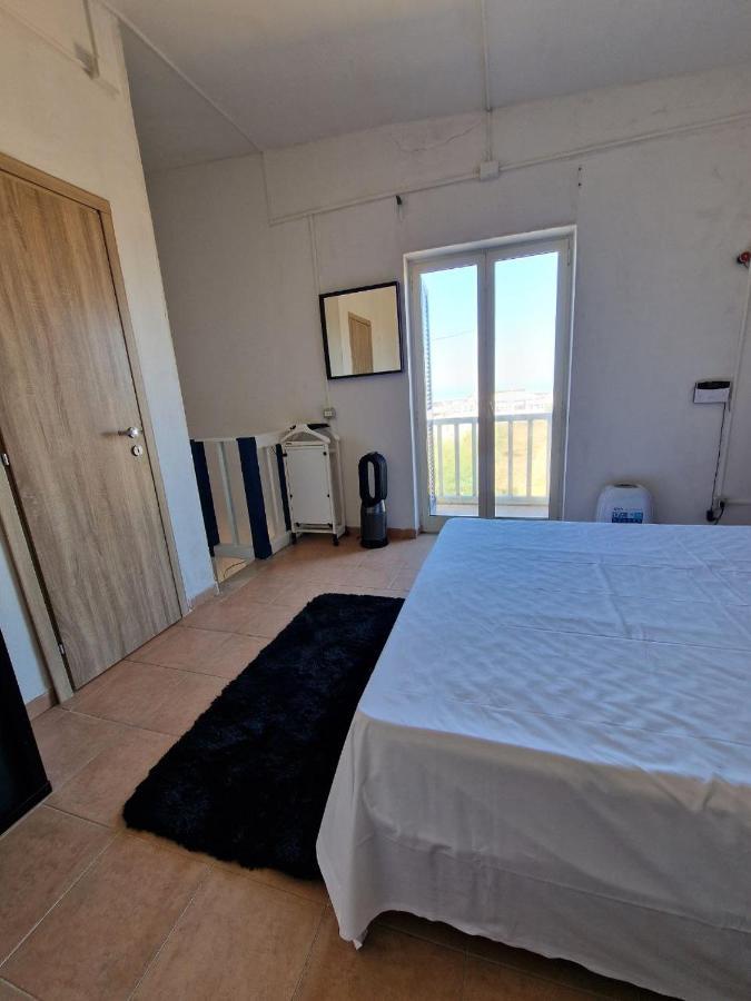 Beach Suites - By Lido Scalzone Castel Volturno Ngoại thất bức ảnh